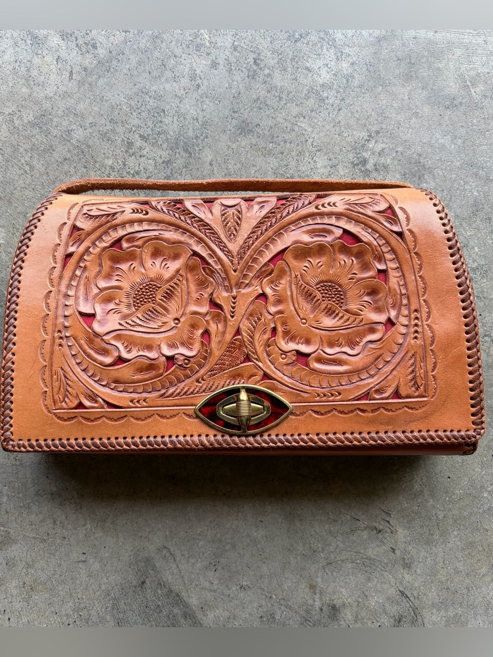 Vintage 60s 70s Gaitan Hand Tooled Leather Clutch Bag Handbag Mexico

Excellent